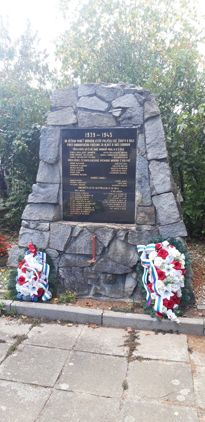 42984882 2014136931983377 906800671452299264 n